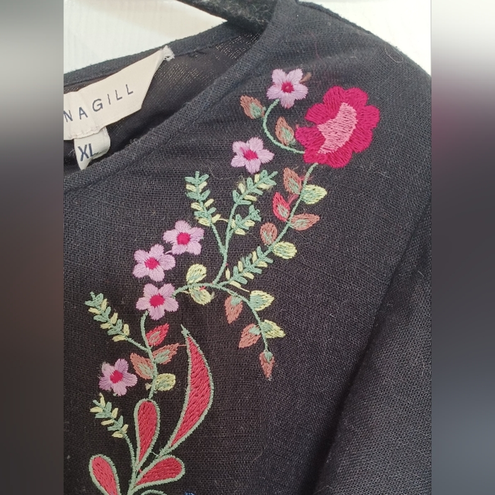NWT Ranna Gill ANTHROPOLOGIE Embroidered Floral Black Shift Dress - Picture 3 of 11